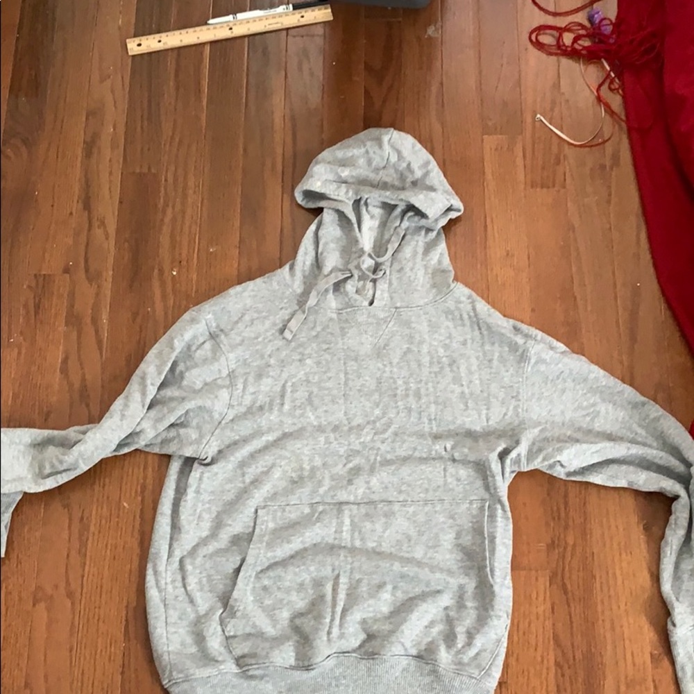 Thin grey sweat shirt